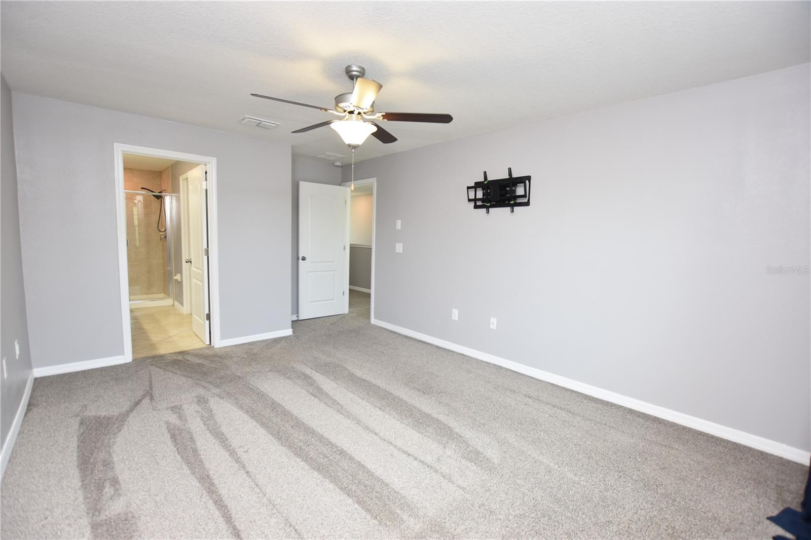 6390 SEDGEFORD DR, LAKELAND, FL, 33811