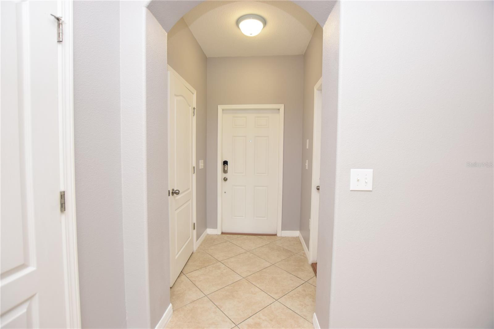 6390 SEDGEFORD DR, LAKELAND, FL, 33811