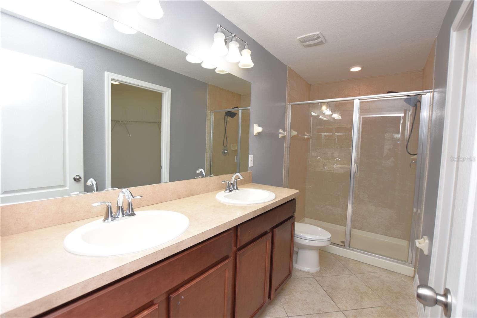 6390 SEDGEFORD DR, LAKELAND, FL, 33811