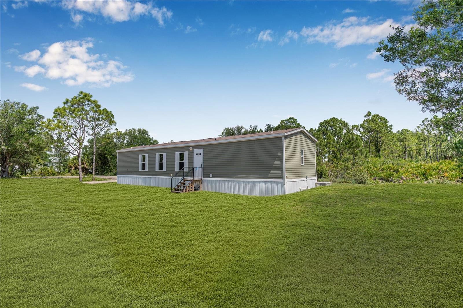 8414 SWEDEN BLVD, PUNTA GORDA, FL, 33982