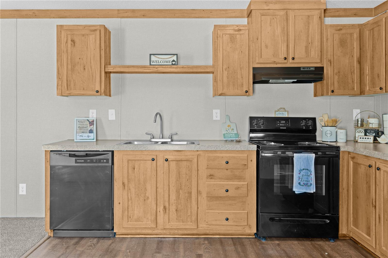 8414 SWEDEN BLVD, PUNTA GORDA, FL, 33982