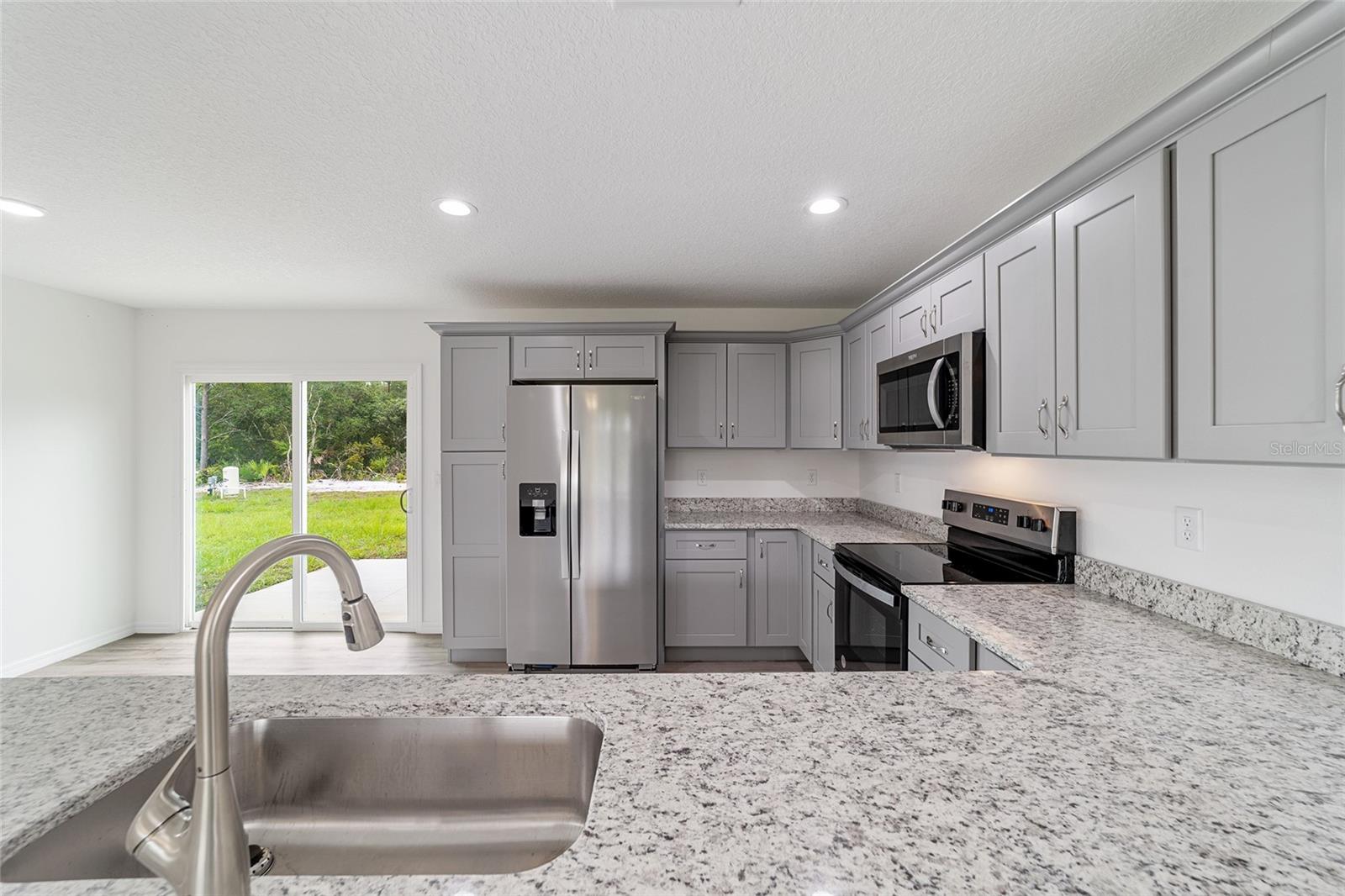 315 FISHER RD, OCKLAWAHA, FL, 32179