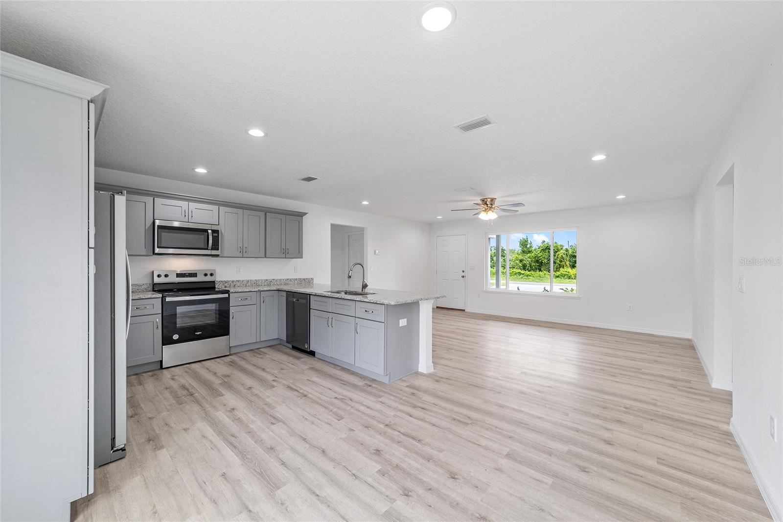 315 FISHER RD, OCKLAWAHA, FL, 32179