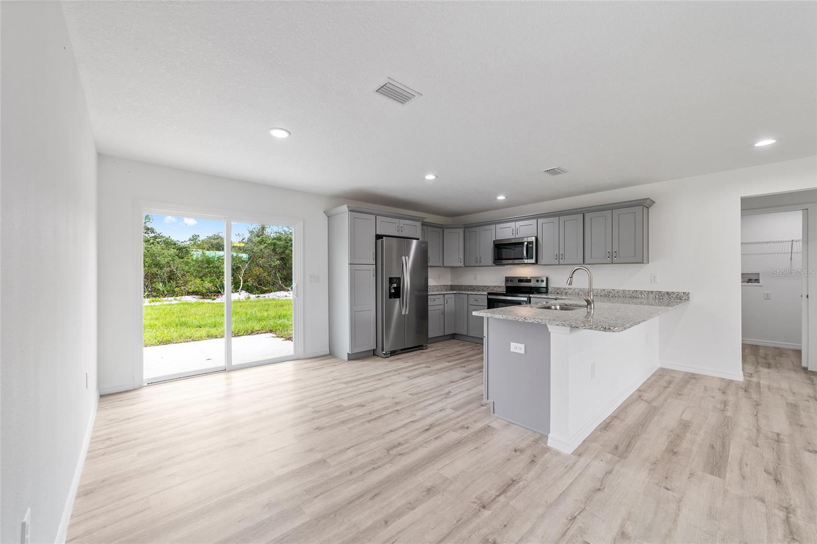 315 FISHER RD, OCKLAWAHA, FL, 32179