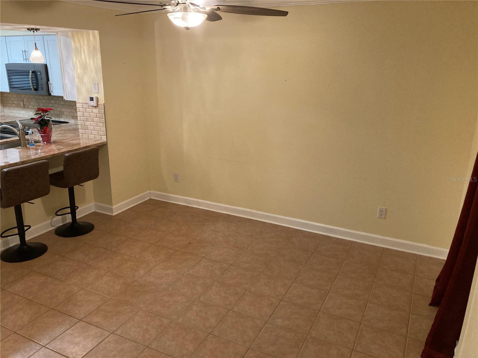 1734 MILL RUN CIR, TAMPA, FL, 33613