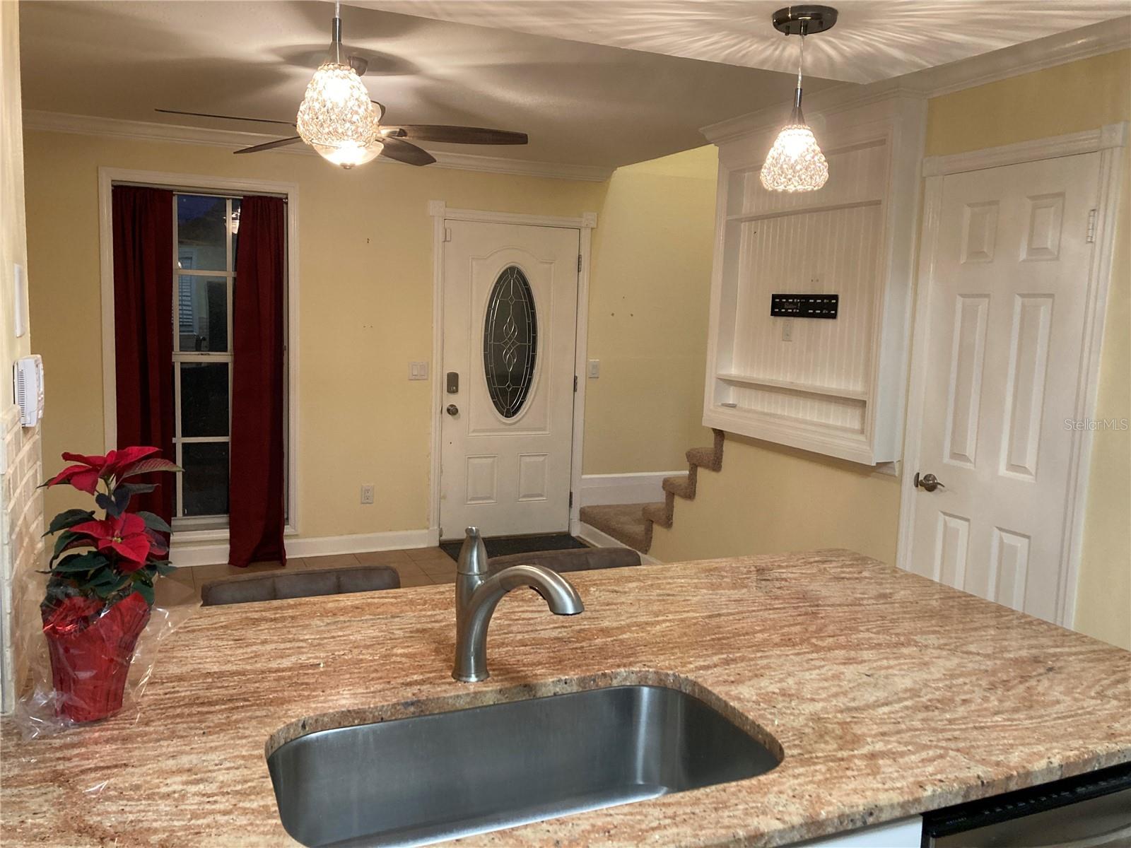 1734 MILL RUN CIR, TAMPA, FL, 33613