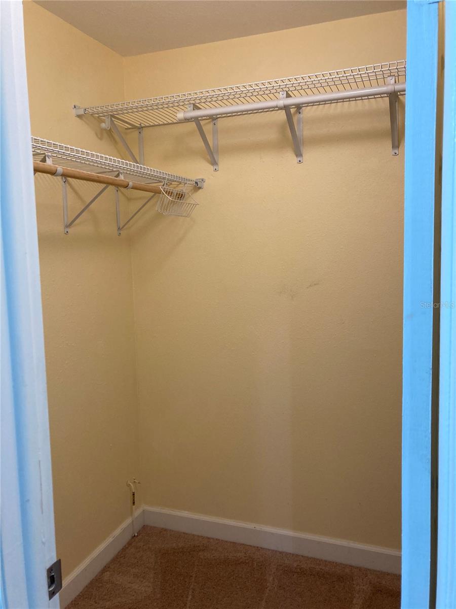 1734 MILL RUN CIR, TAMPA, FL, 33613