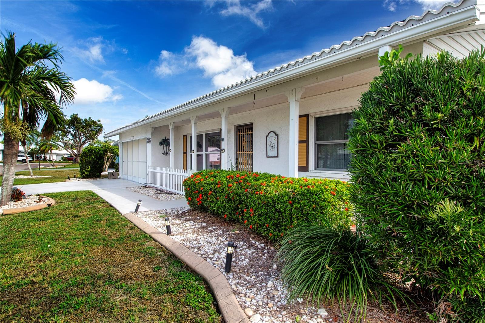 1315 BOTTLEBRUSH DR, BRADENTON, FL, 34208
