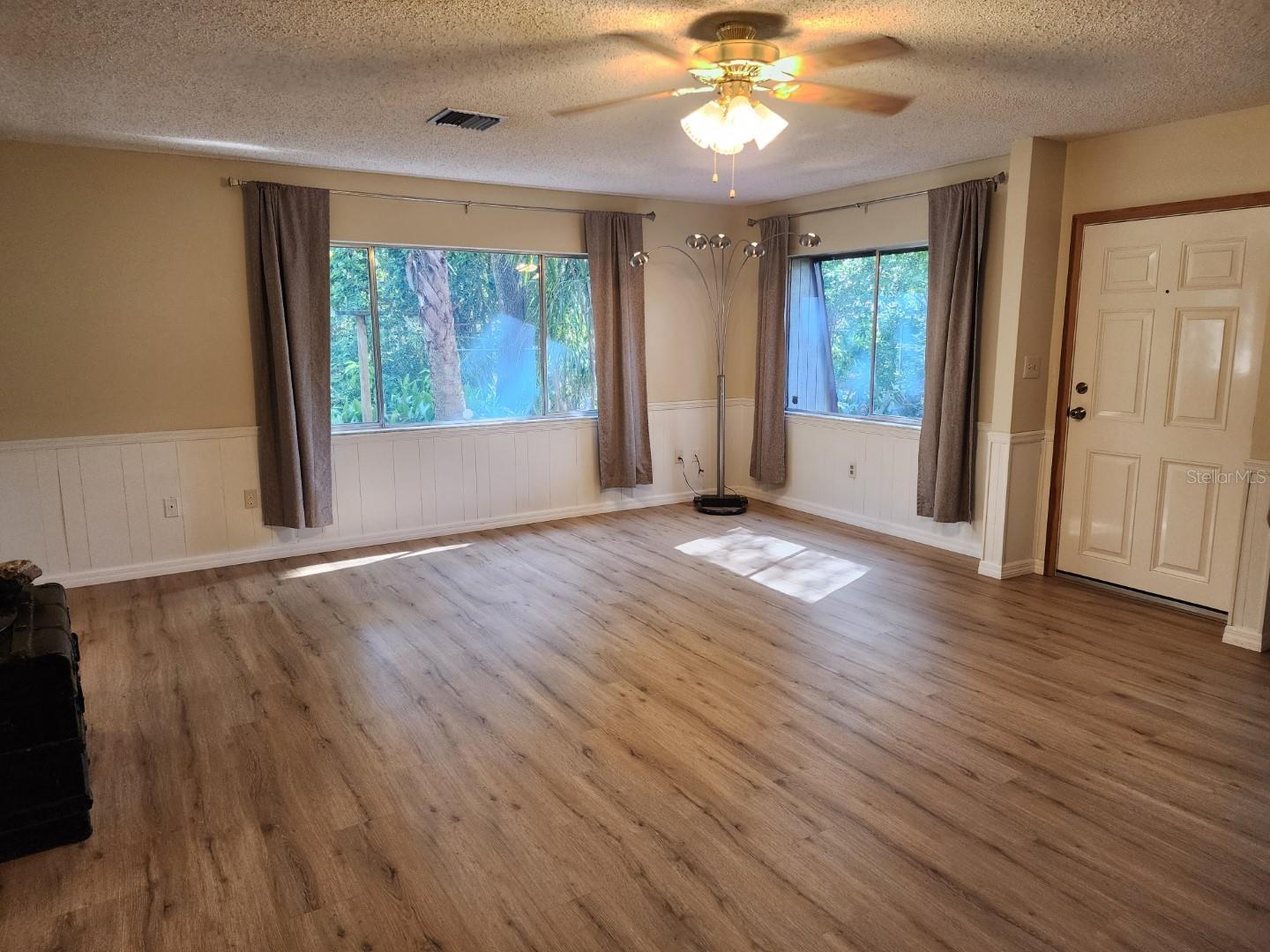 10927 N BOULEVARD, TAMPA, FL, 33612