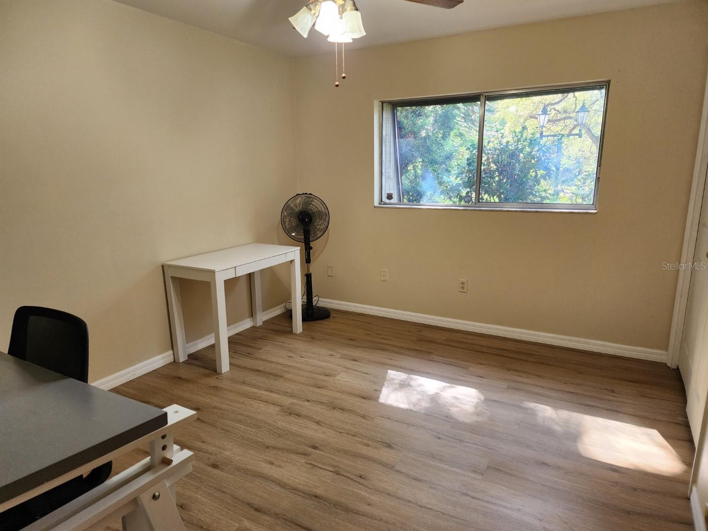 10927 N BOULEVARD, TAMPA, FL, 33612