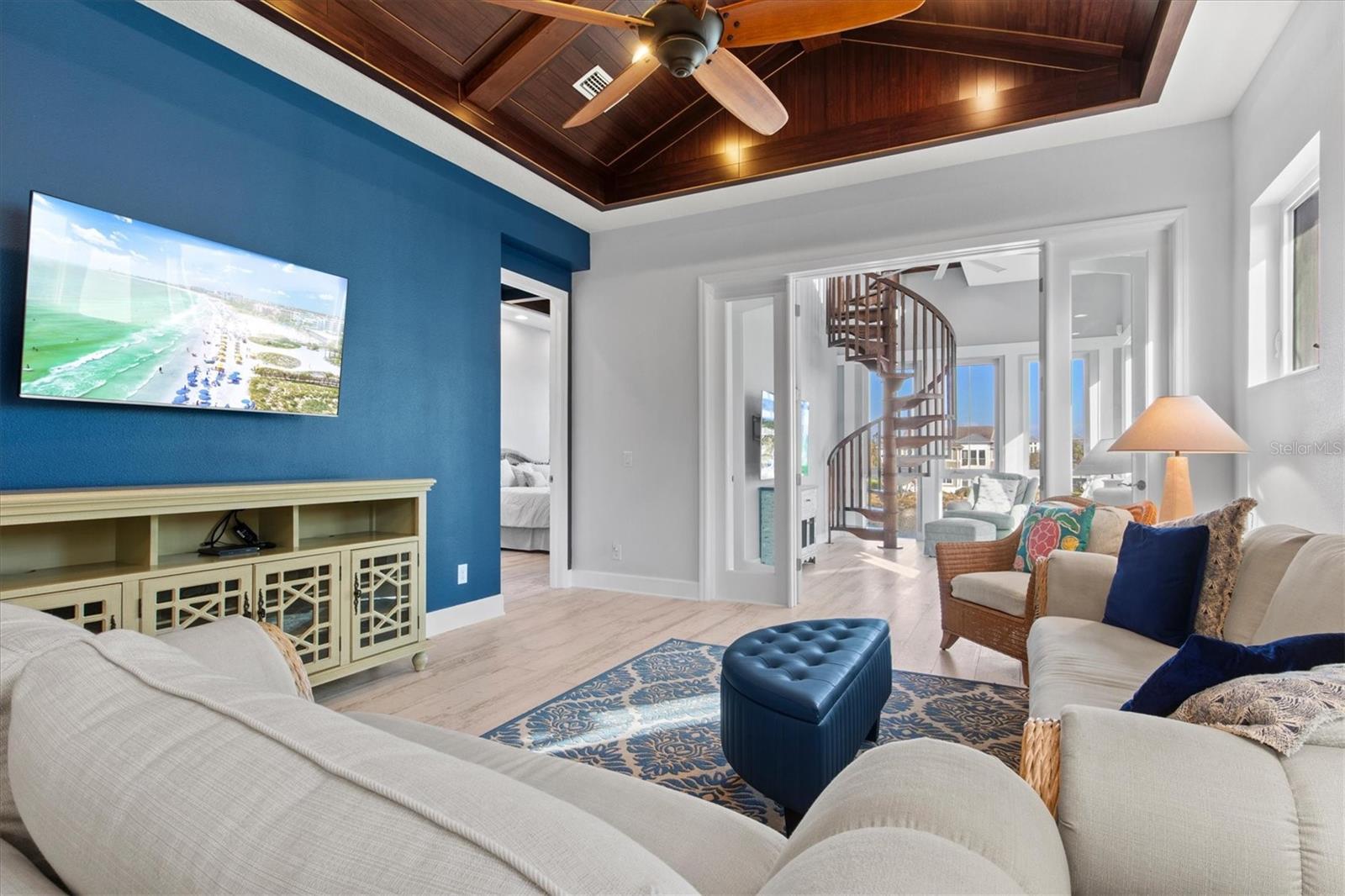 319 COMPASS POINT DR #201, BRADENTON, FL, 34209