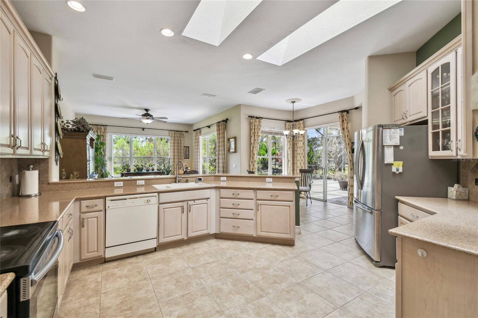 738 VOLTERRA BLVD, POINCIANA, FL, 34759