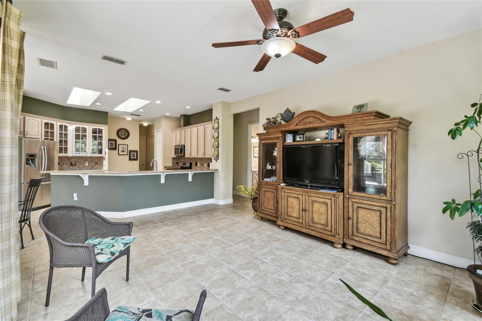 738 VOLTERRA BLVD, POINCIANA, FL, 34759