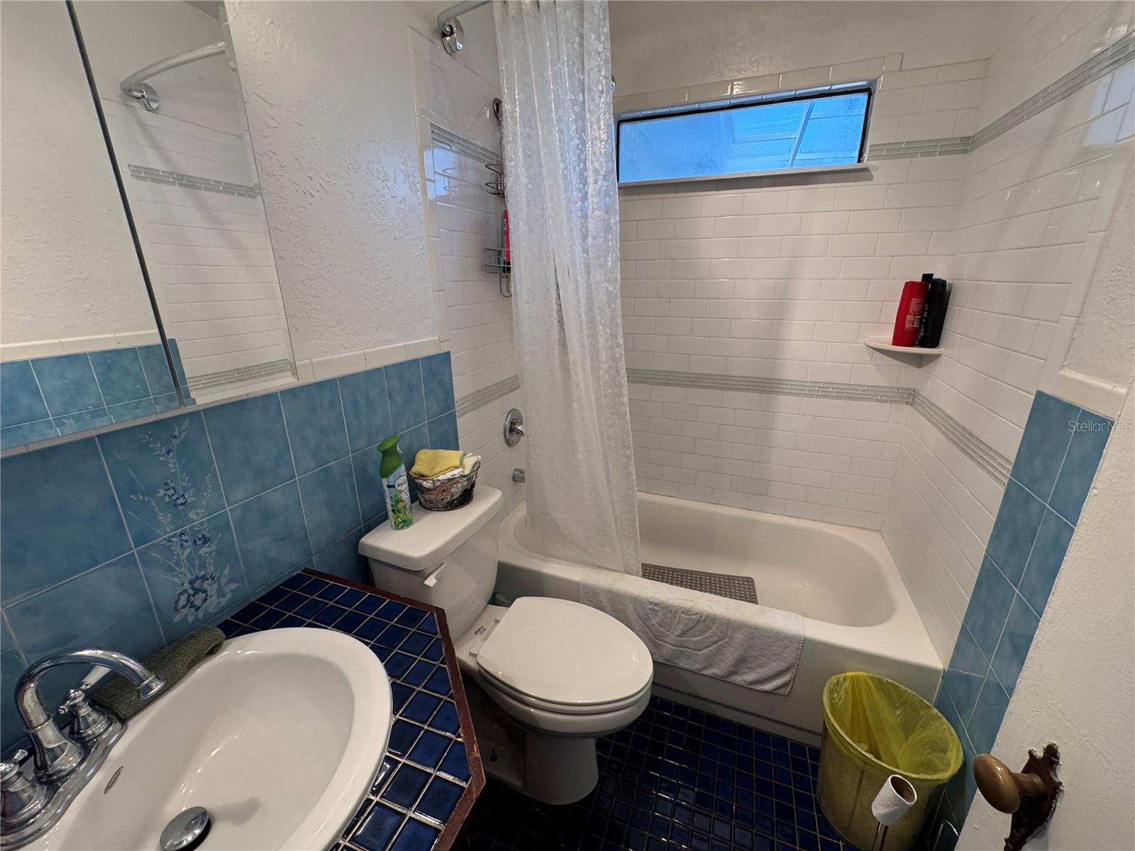 1221 PERKINS RD, ORLANDO, FL, 32809