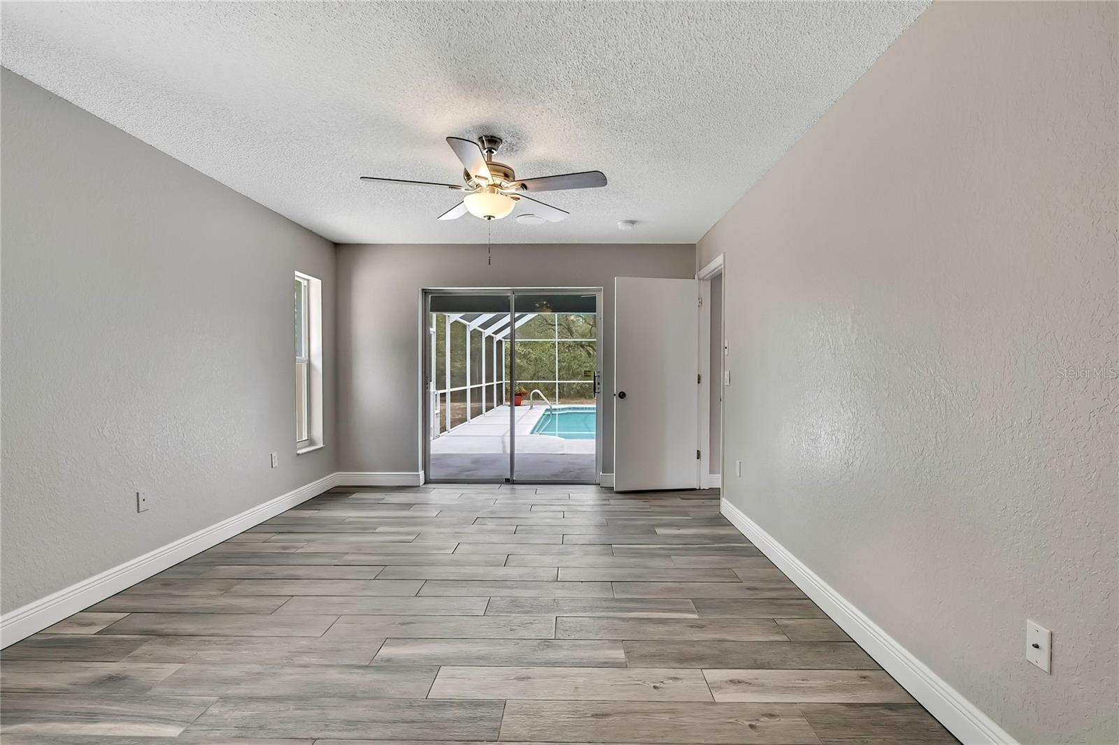 11379 FLOWER AVE, WEEKI WACHEE, FL, 34613