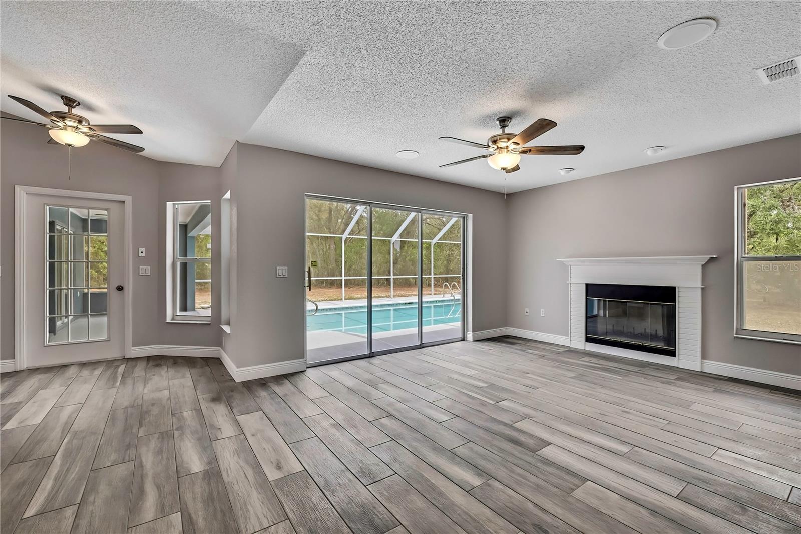 11379 FLOWER AVE, WEEKI WACHEE, FL, 34613