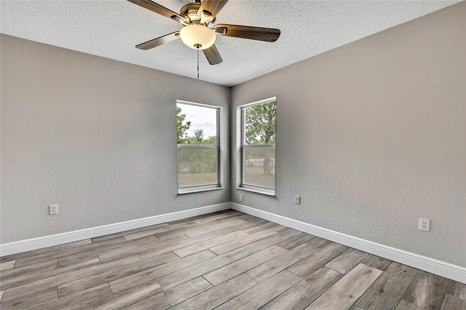 11379 FLOWER AVE, WEEKI WACHEE, FL, 34613