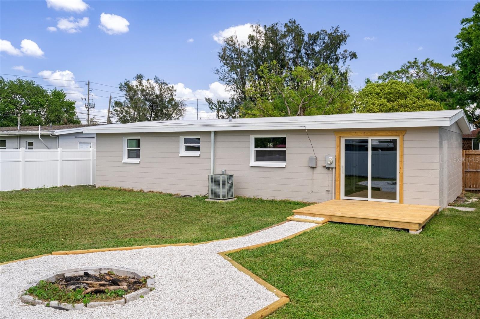 8954 67TH ST N, PINELLAS PARK, FL, 33782
