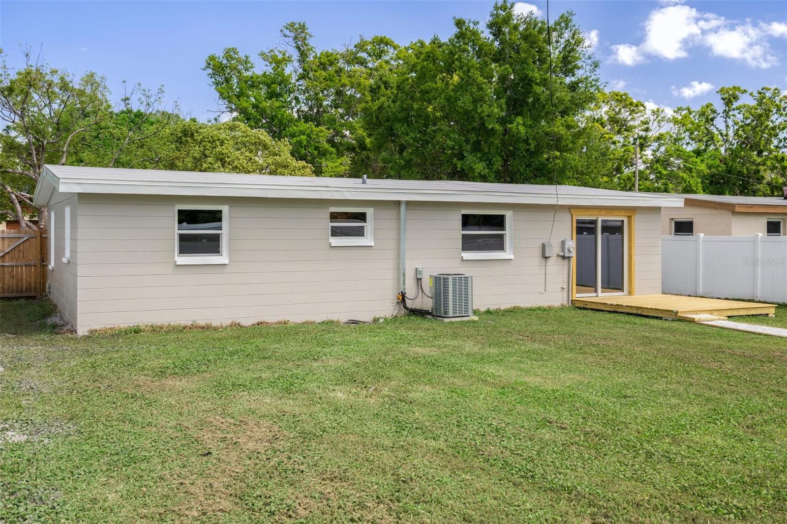 8954 67TH ST N, PINELLAS PARK, FL, 33782