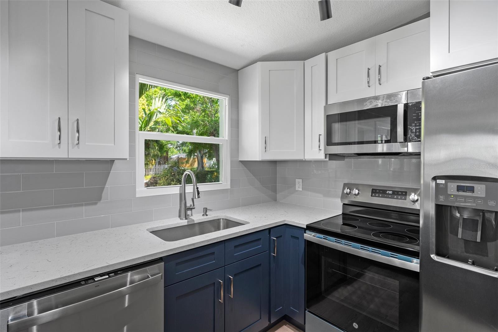 8954 67TH ST N, PINELLAS PARK, FL, 33782