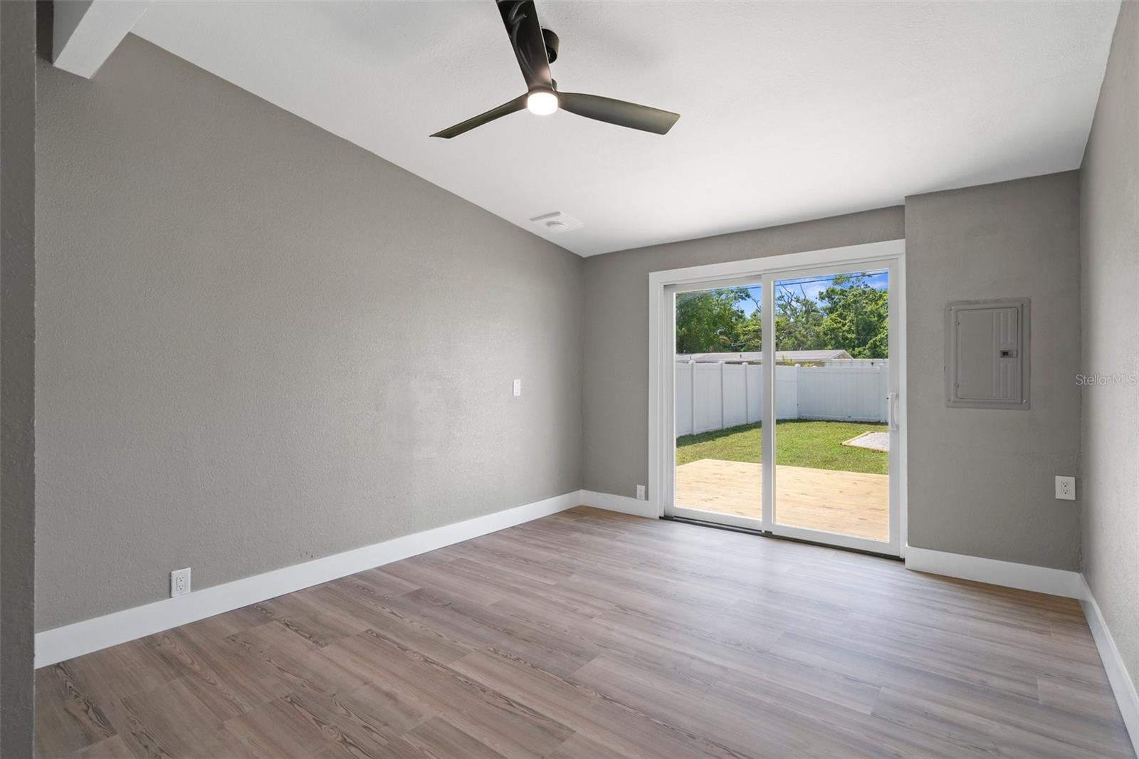 8954 67TH ST N, PINELLAS PARK, FL, 33782