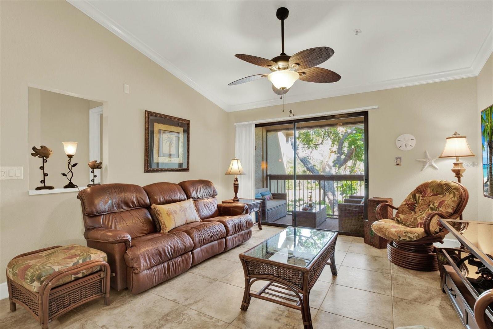 4002 CROCKERS LAKE BLVD #128, SARASOTA, FL, 34238