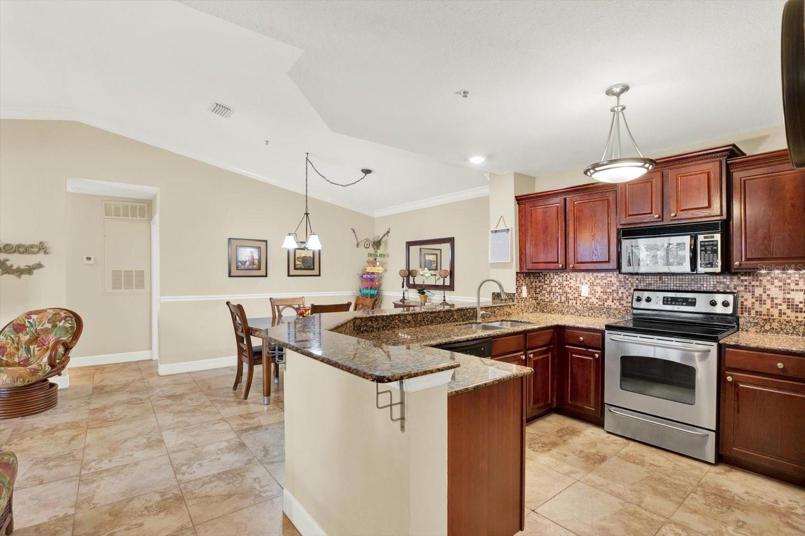 4002 CROCKERS LAKE BLVD #128, SARASOTA, FL, 34238
