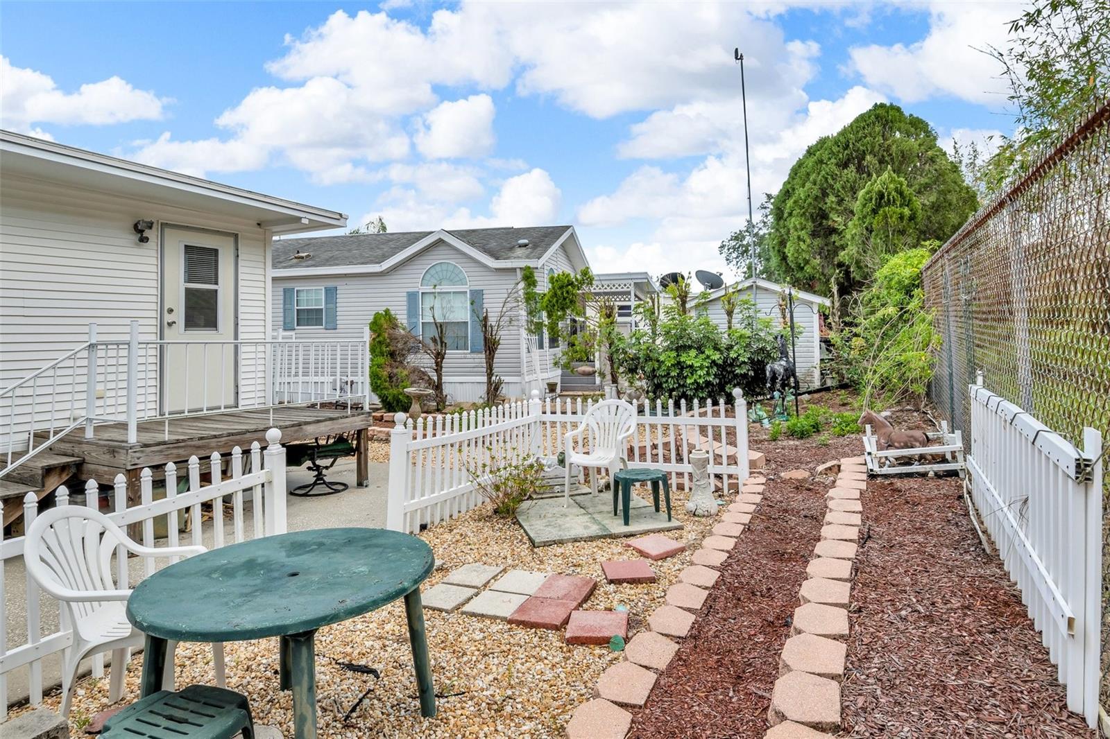 733 CENTER CREST BLVD, DAVENPORT, FL, 33837