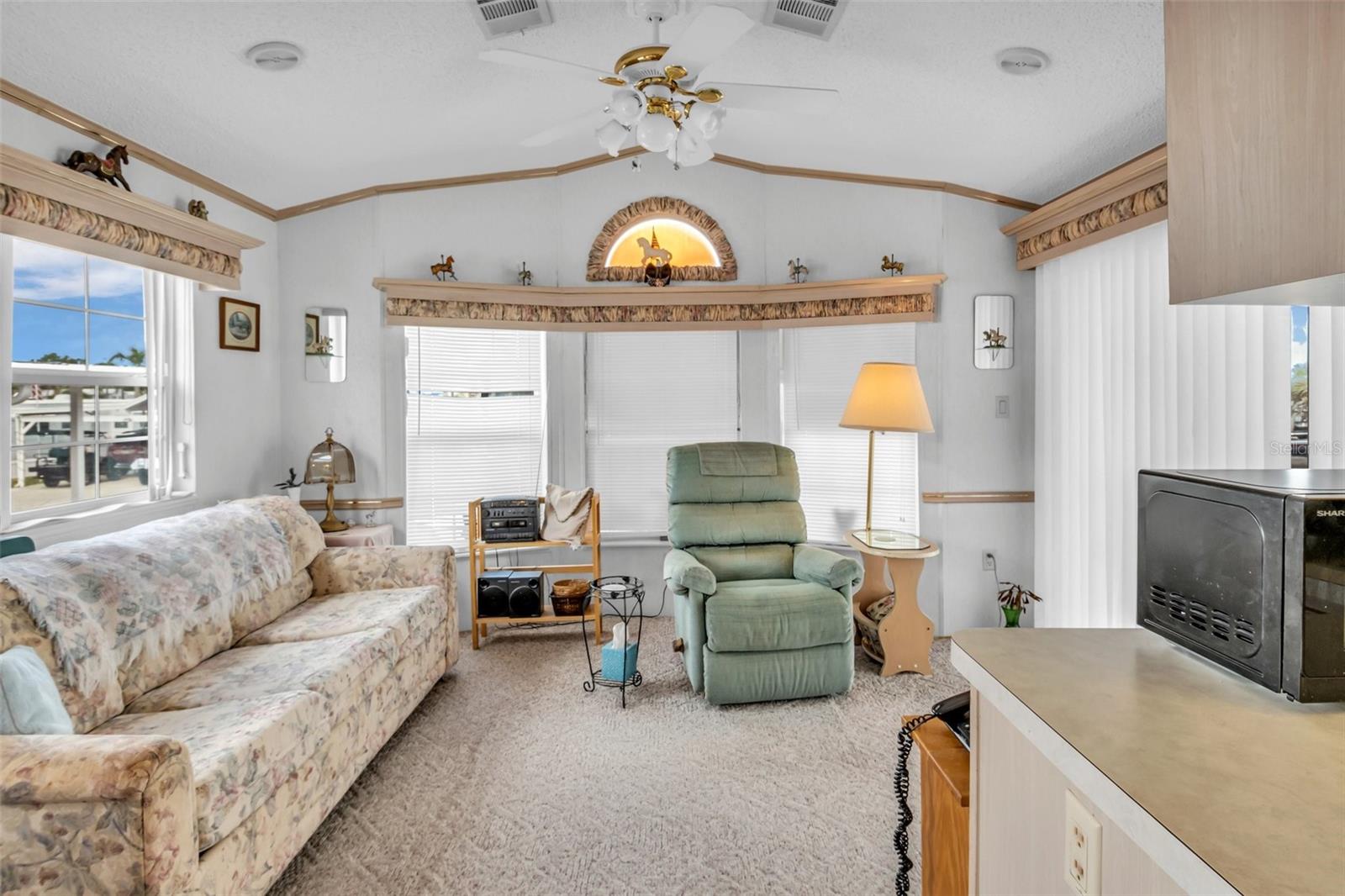 733 CENTER CREST BLVD, DAVENPORT, FL, 33837