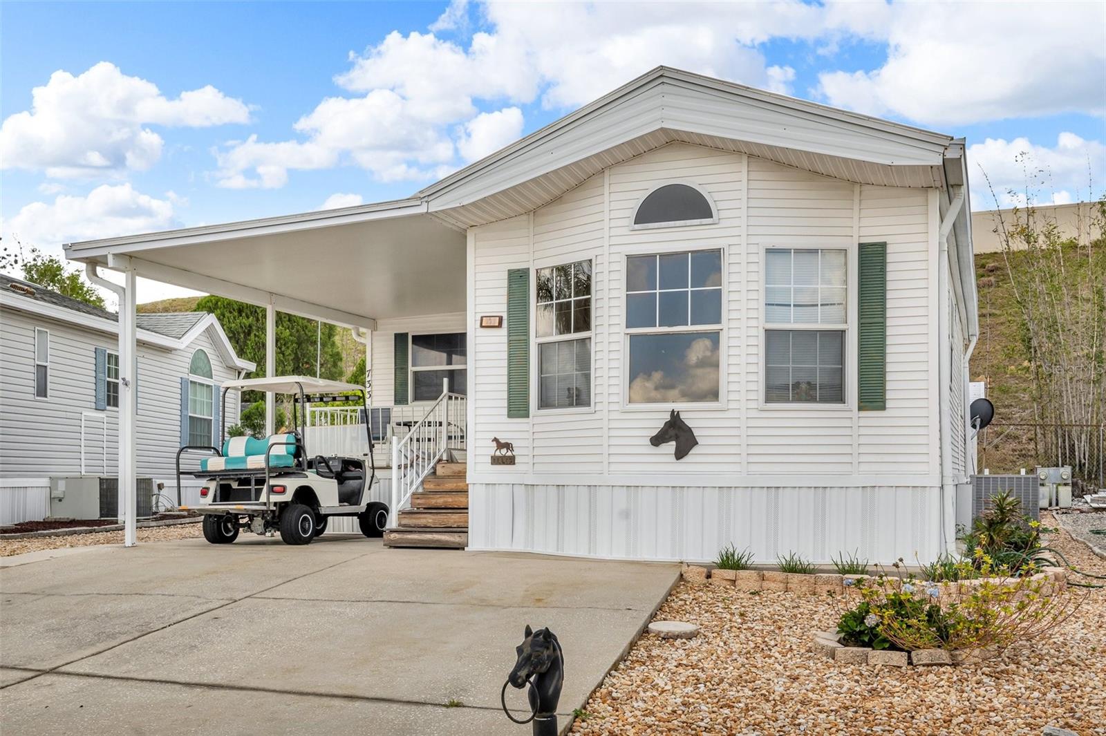 733 CENTER CREST BLVD, DAVENPORT, FL, 33837