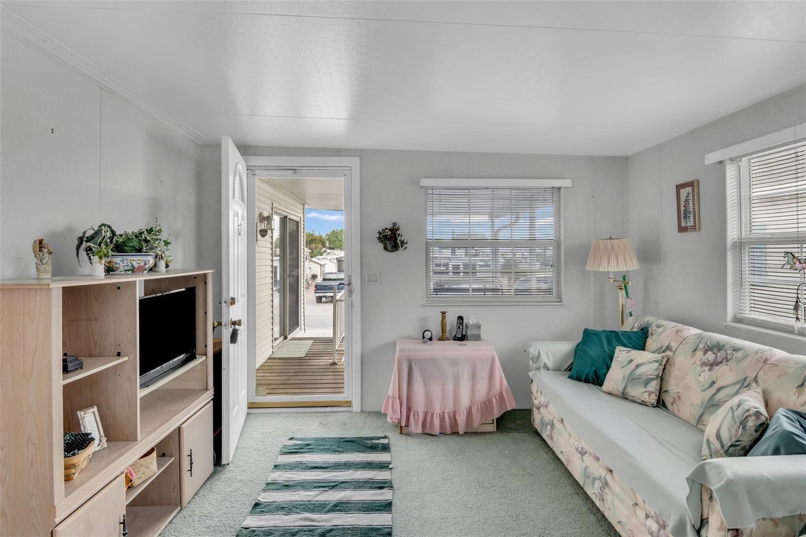 733 CENTER CREST BLVD, DAVENPORT, FL, 33837