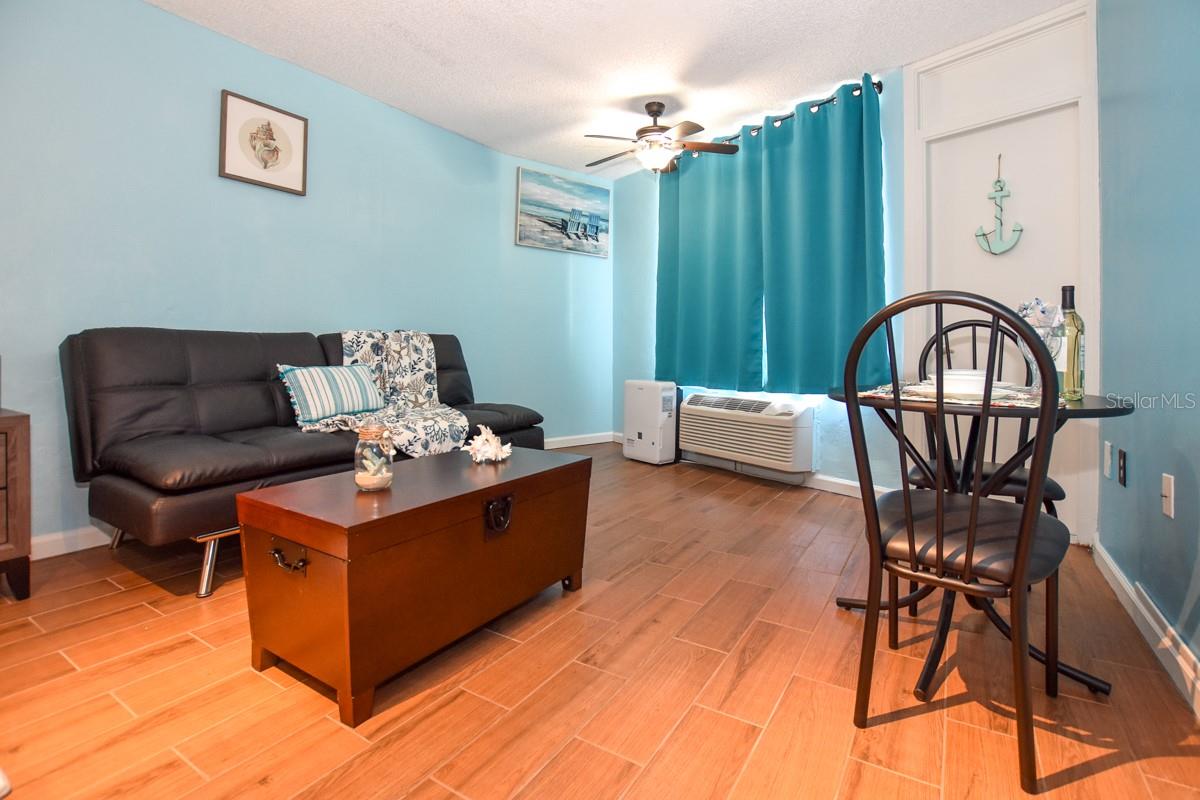 O6295665 Property Photo