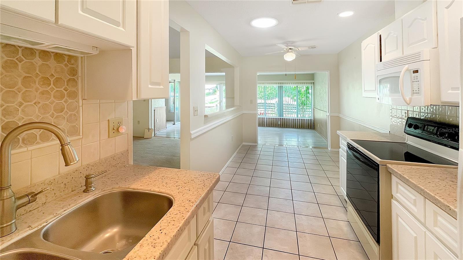 7495 HEATHER WALK DR, WEEKI WACHEE, FL, 34613