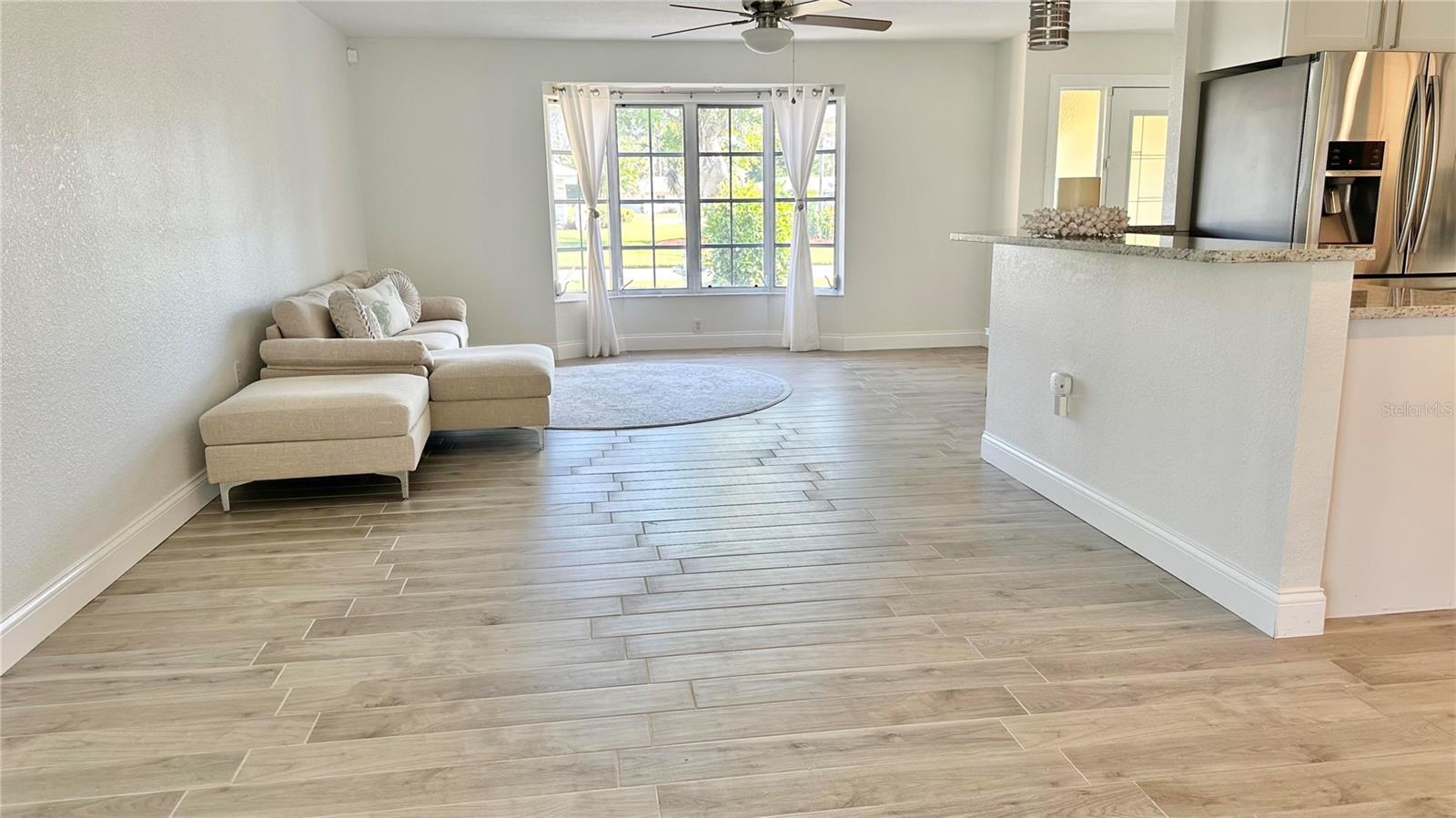 201 CHARDIN DR, NOKOMIS, FL, 34275