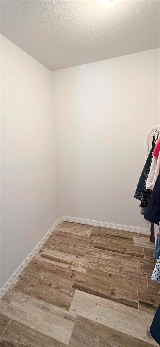 201 CHARDIN DR, NOKOMIS, FL, 34275