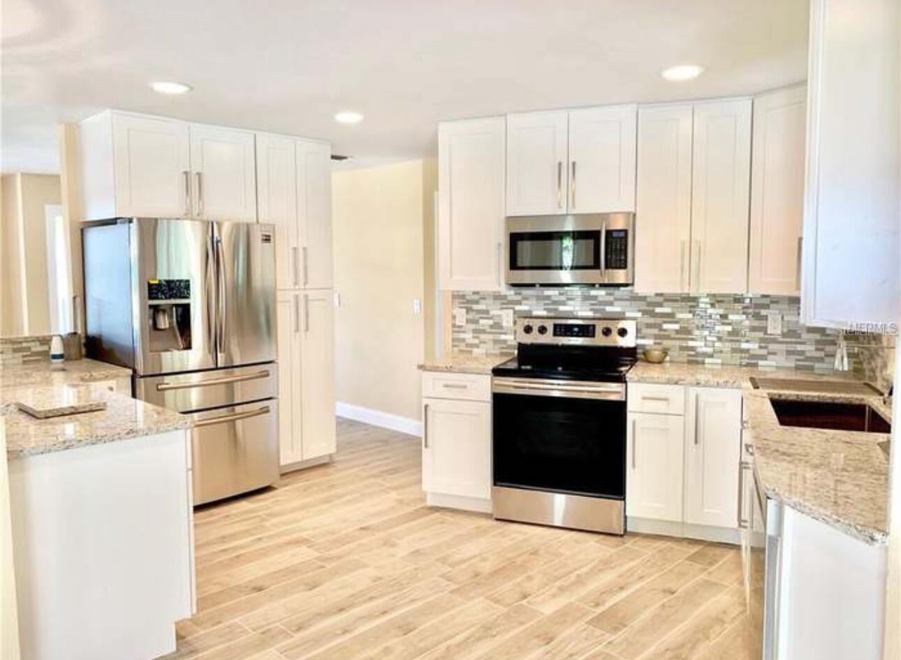 201 CHARDIN DR, NOKOMIS, FL, 34275