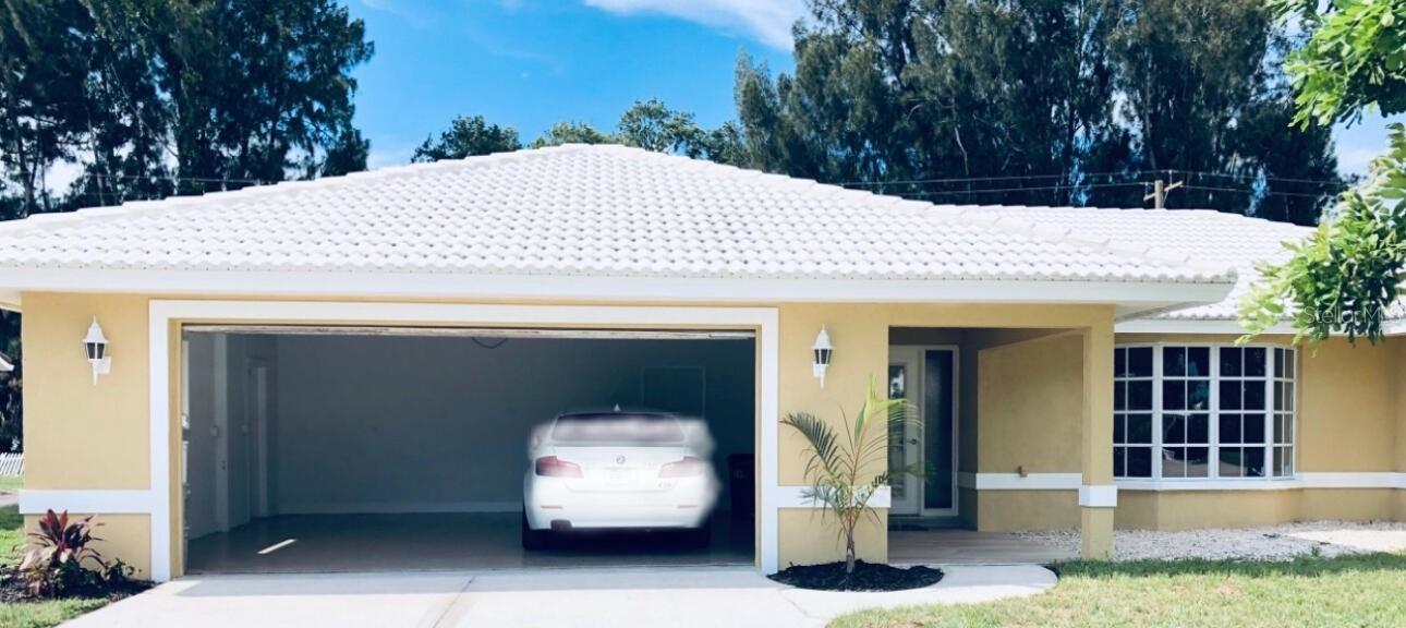 201 CHARDIN DR, NOKOMIS, FL, 34275