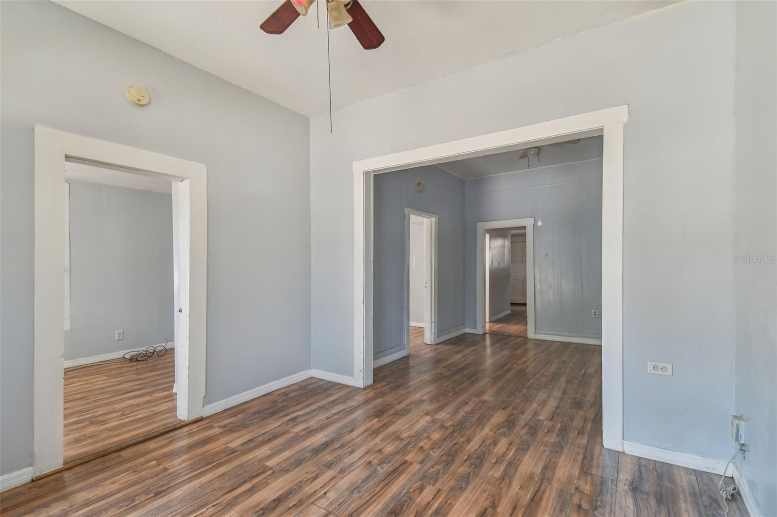 2119 W CHESTNUT ST, TAMPA, FL, 33607