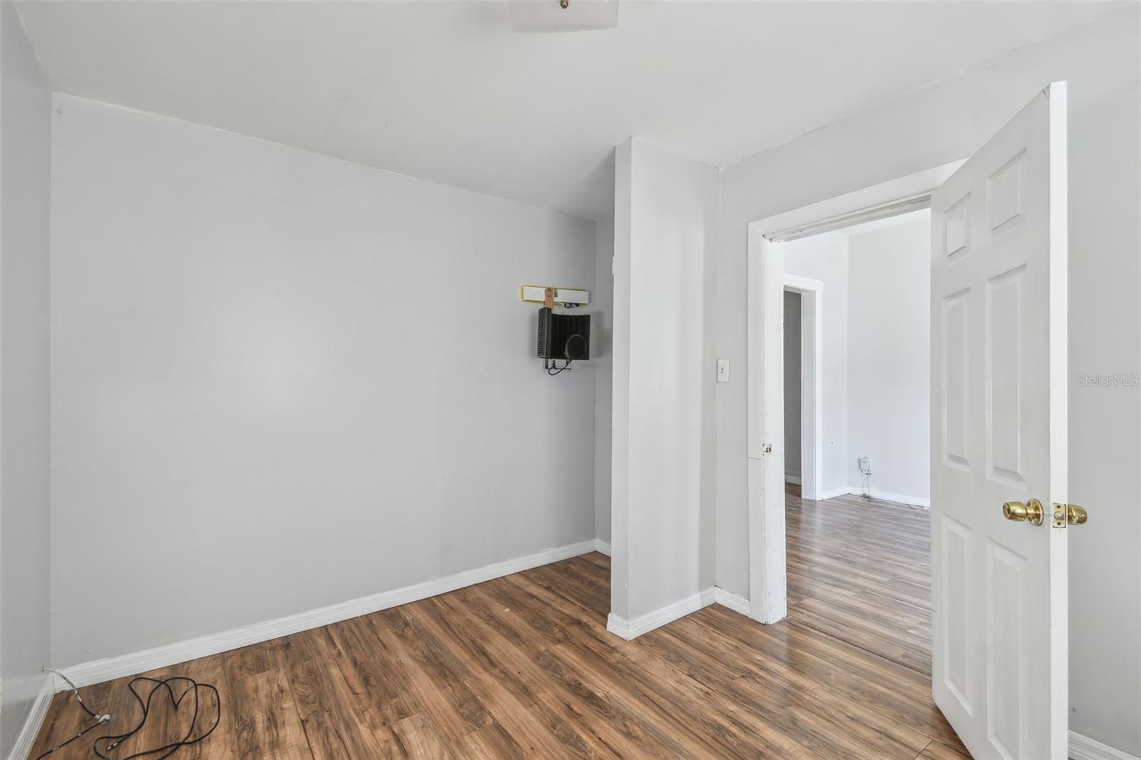 2119 W CHESTNUT ST, TAMPA, FL, 33607