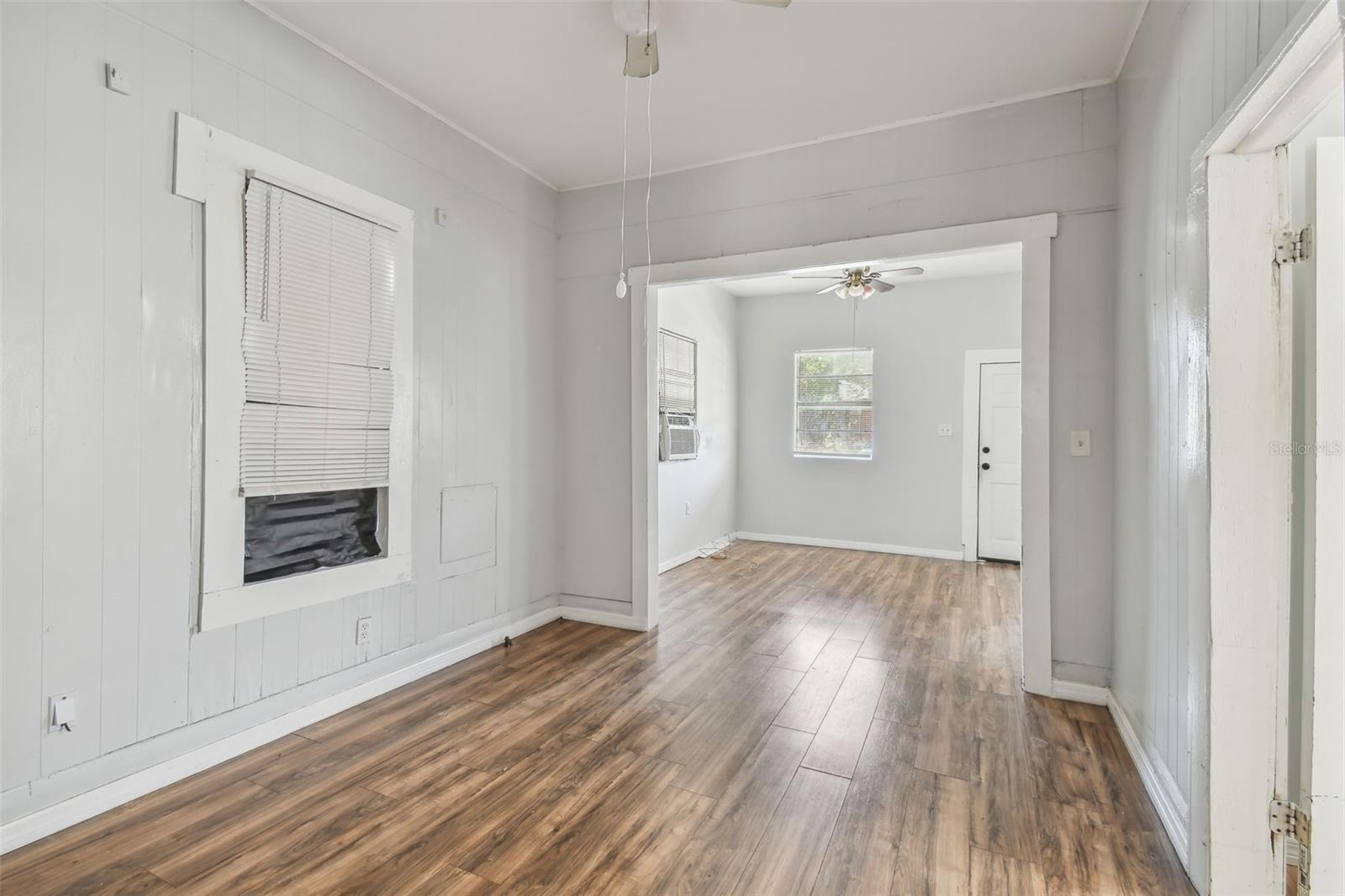 2119 W CHESTNUT ST, TAMPA, FL, 33607