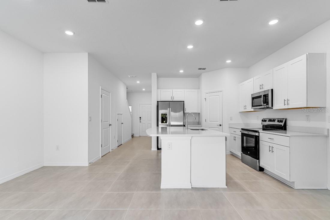 180 RIVER FRONT WAY, EDGEWATER, FL, 32141