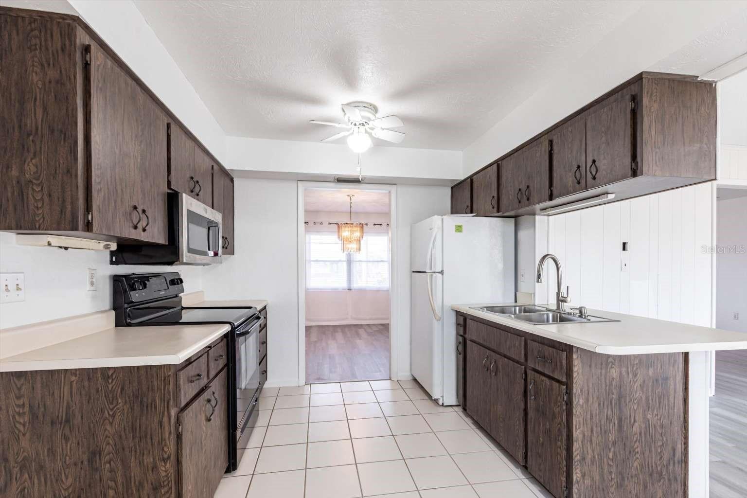 2905 23RD AVE W, BRADENTON, FL, 34205