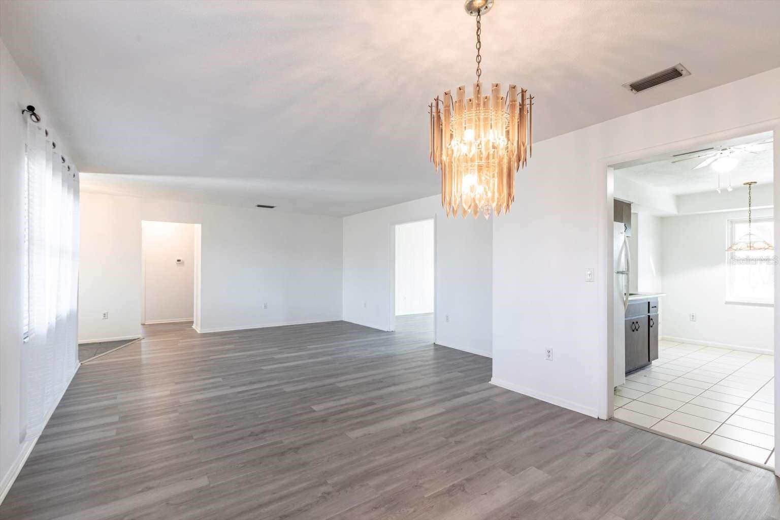 2905 23RD AVE W, BRADENTON, FL, 34205