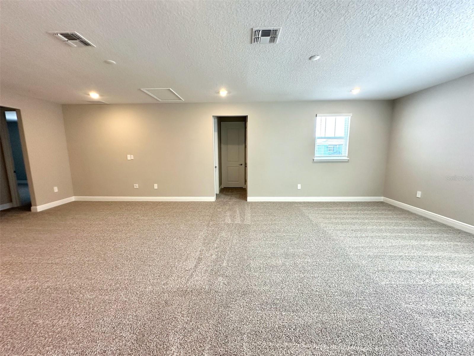 2133 DIVOT DR, DAYTONA BEACH, FL, 32124