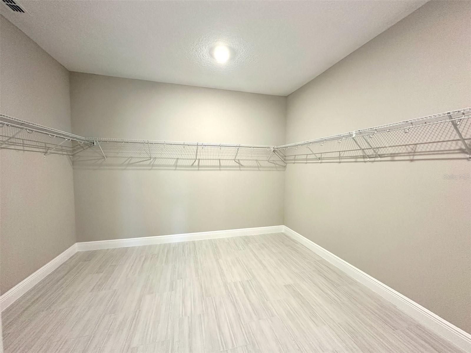 2133 DIVOT DR, DAYTONA BEACH, FL, 32124