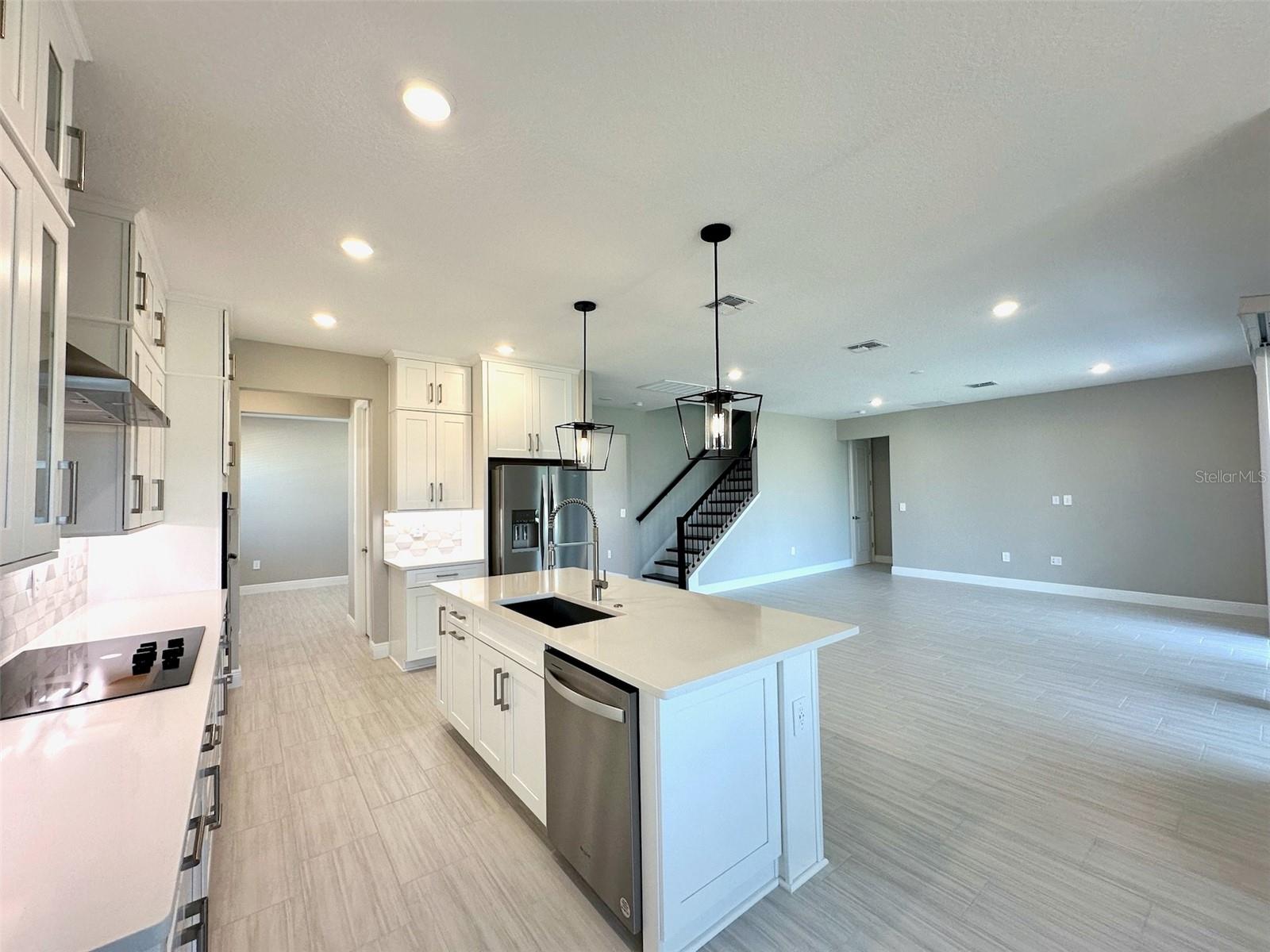 2133 DIVOT DR, DAYTONA BEACH, FL, 32124