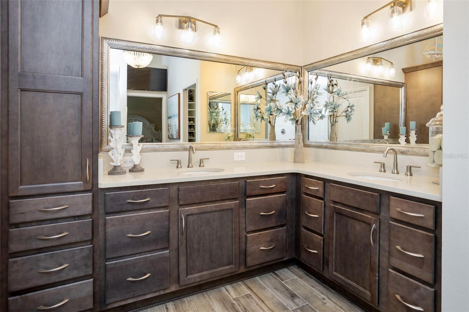 5896 BARCLAY CT, THE VILLAGES, FL, 32163