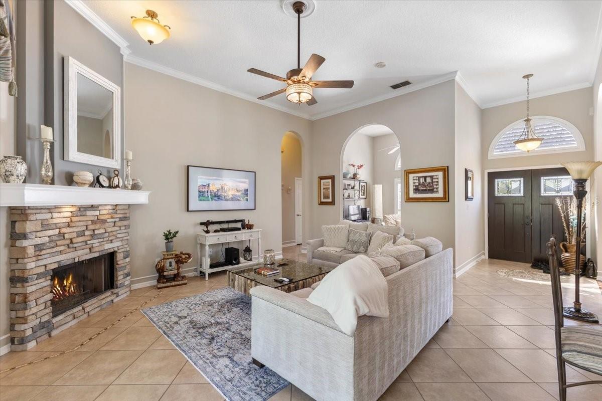 1137 PALM COVE DR, ORLANDO, FL, 32835