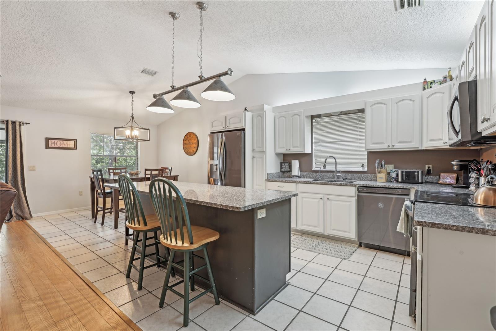 35138 SILVER OAK DR, LEESBURG, FL, 34788