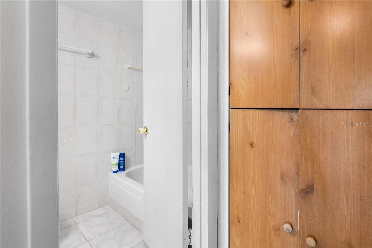 384 115TH AVE N #1, ST PETERSBURG, FL, 33716